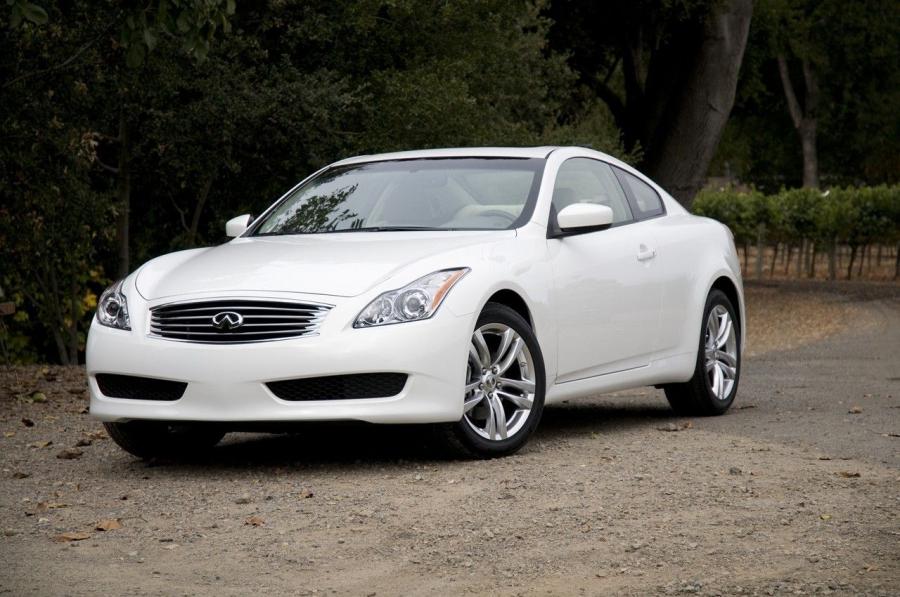  Infiniti G37x Coupe 2009 года  (фото 13 из 16)